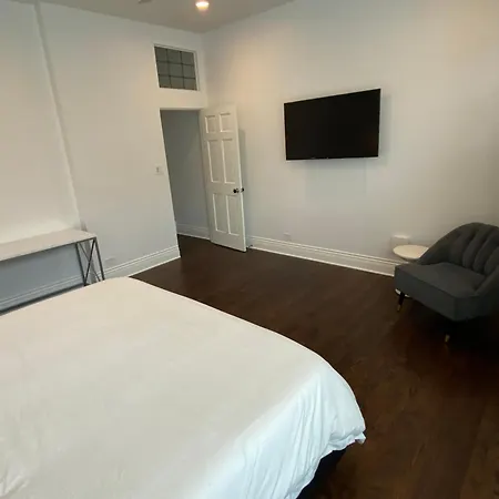 Holiday home Luxe Lincoln Park Sfh With Private Roof Deck! Chicago