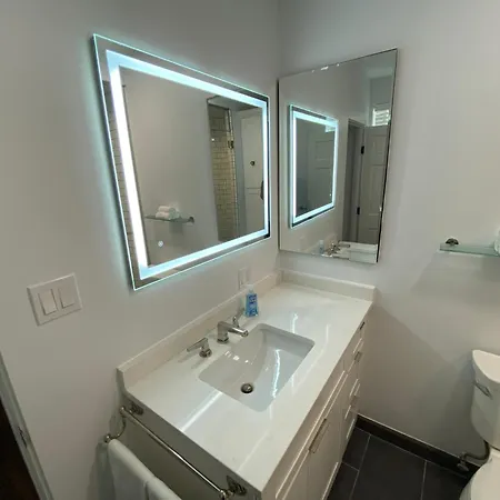 Holiday home Luxe Lincoln Park Sfh With Private Roof Deck! Chicago