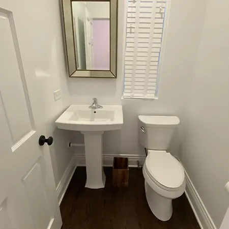 Luxe Lincoln Park Sfh With Private Roof Deck! Chicago
