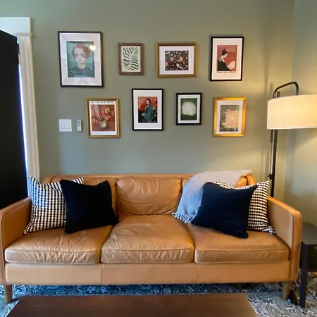 Elegant Hideaway In The Heart Of Andersonville * Chicago
