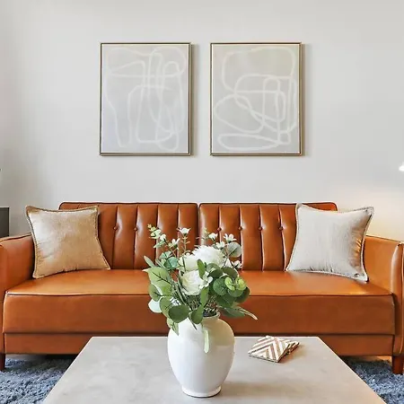 1br Chic & Elite In Hyde Park - Shoreland 714 Apartment