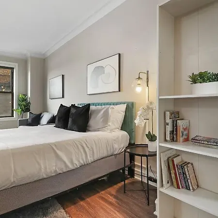 Apartment Prime & Fully Furnished - Windermere 609 Chicago