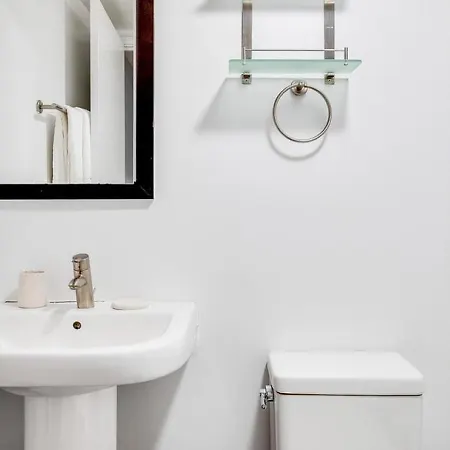 Landing - Modern With Amazing Amenities * Chicago