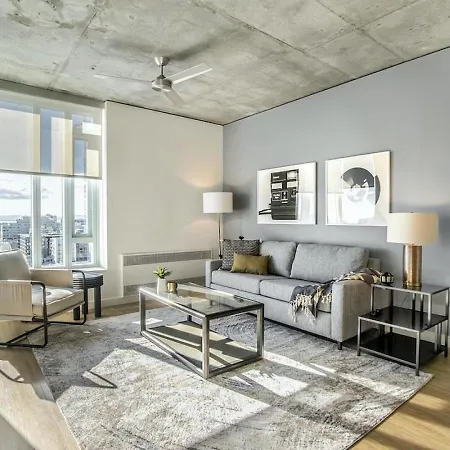 Apartment Landing At Logan - In Logan Square
