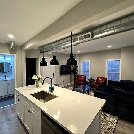 West Loop King Oasis/2br That Sleeps 6 Guests/walk To Fulton Market Apartment Chicago