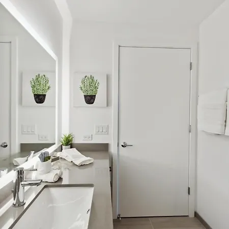 Apartment 2br Luxury River North With Wonderful Views Chicago