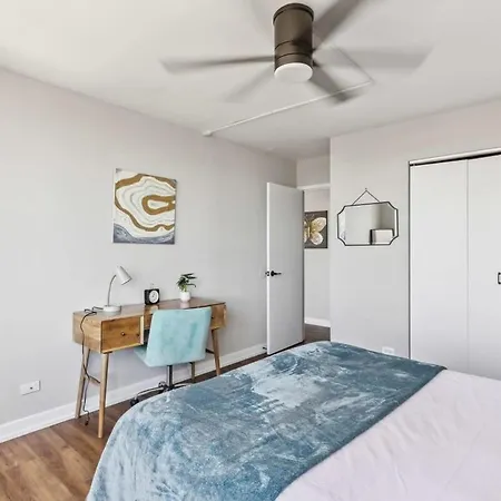 2br Vibrant South Loop * Chicago