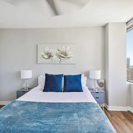2br Vibrant South Loop