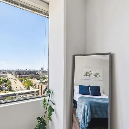 2br Vibrant South Loop Chicago