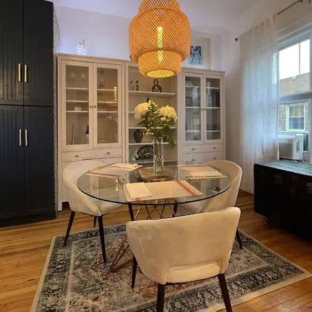 Lakeside Loft - Historic Chicago