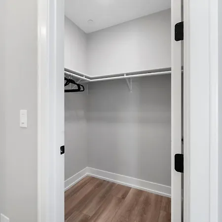 Brand New 3bed 3bath Modern W Balcony Chicago