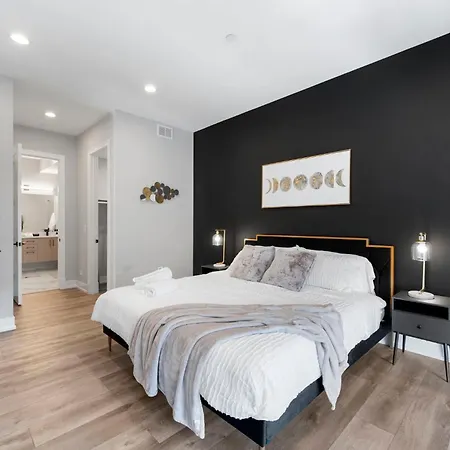 Apartment Brand New 3bed 3bath Modern W Balcony *