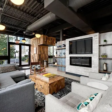 Sleek 2 Bed 2 Bath In Trendy Fulton Market Chicago