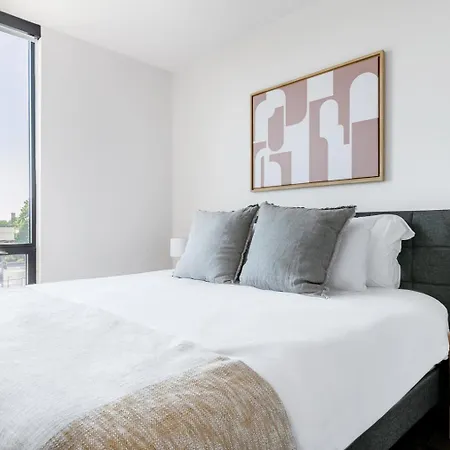 Apartment Ravenswood 2br W Rooftop Bbq Next To Brown Line Chi-400 Chicago