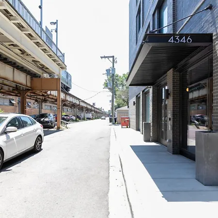 Ravenswood 2br W Rooftop Bbq Next To Brown Line Chi-400 Apartment Chicago