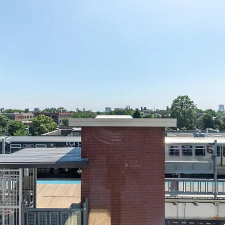 Ravenswood 2br W Rooftop Bbq Next To Brown Line Chi-400 Apartment Chicago