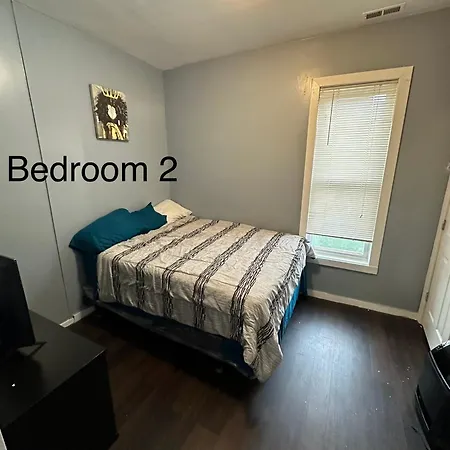 Cozy Spacious 3br Theater Apartment Chicago