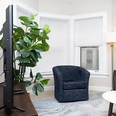 Duplex Chic River North Retreat