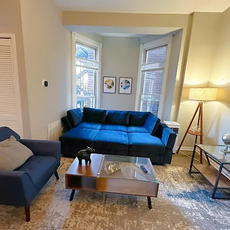 The Secret West Loop Oasis For Up To 4 Guests - 5 Minutes To United Center! Chicago