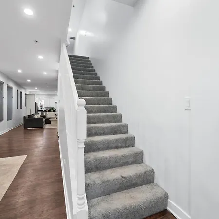 Apartment Lavish 3 Bed Near Hyde Park