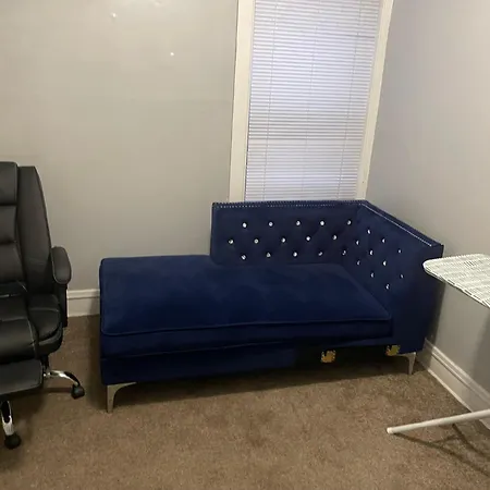 Apartment Your Space Chicago