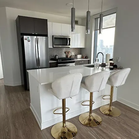 Cityscape Haven Stylish 2bed 2bath With Downtown Views Apartment *