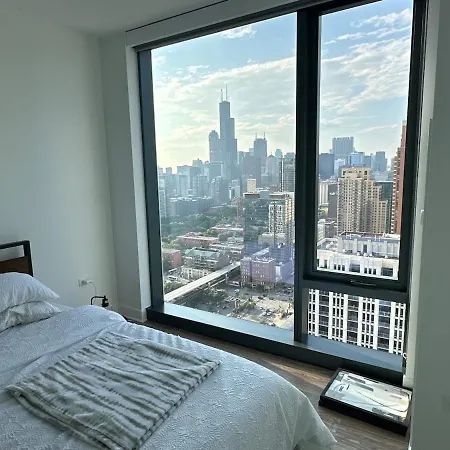 Cityscape Haven Stylish 2bed 2bath With Downtown Views Chicago
