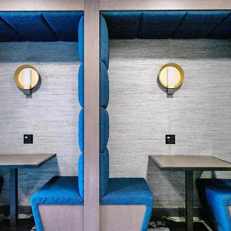 Apartment Blueground River West Pool Gym Wd Ac Chi-1086 Chicago