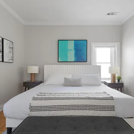 Brilliant Downtown 3-bedroom * Chicago