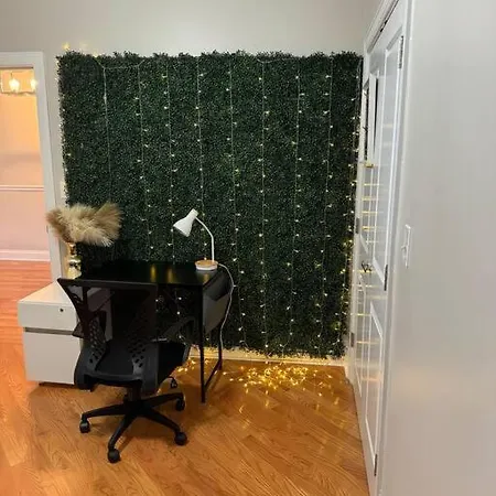 5 Bed 4 Bathroom In 10min Drive From Downtown