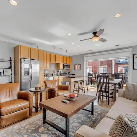 Perfect Wfh Wicker Park 1 Bed Office & Parking Apartment