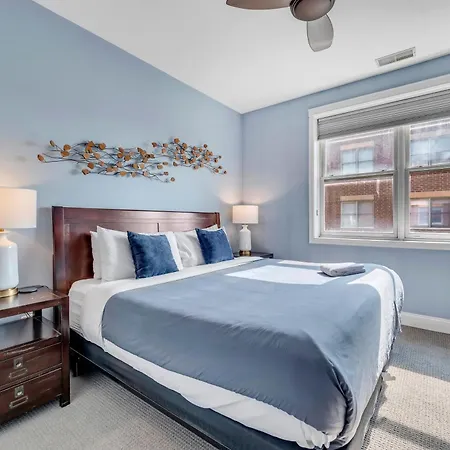 Perfect Wfh Wicker Park 1 Bed Office & Parking