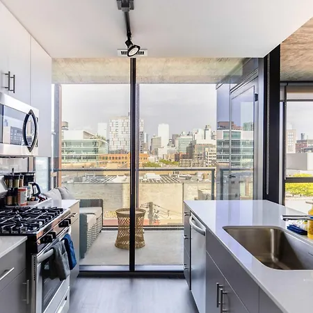 New Sleek 2br - Perfect Blend Of Comfort & Style In Chicago