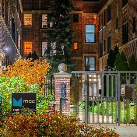 Hyde Park Chic 1br Prime Location Near Uchicago Apartment *