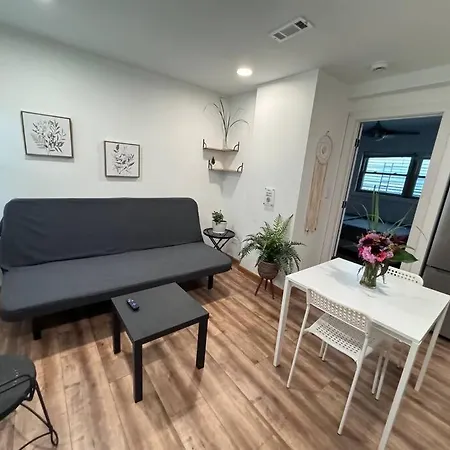 1 Bedroom Easyparking Laundry * Chicago