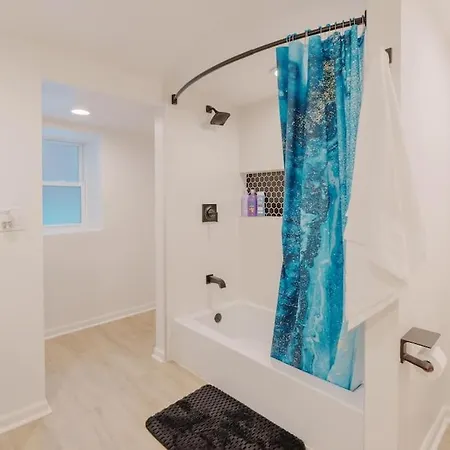 Apartment Prime Location In Lakeview Near Wrigleyville *
