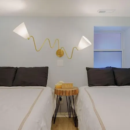 Prime Location In Lakeview Near Wrigleyville Apartment *