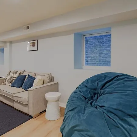 Prime Location In Lakeview Near Wrigleyville * Chicago