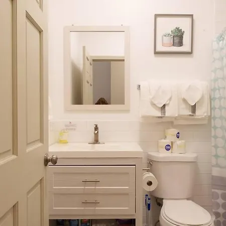 Apartment Modern Wicker Park Close To Shops & Dining Chicago