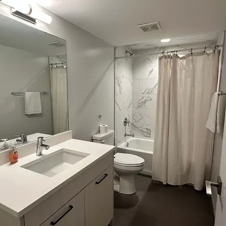 Apartment New Built Sleeps 8 *