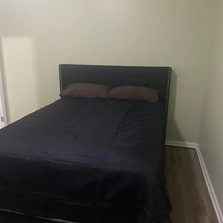 Charming 2 Bedroom 1 Bath Near Downtown Loop Chicago