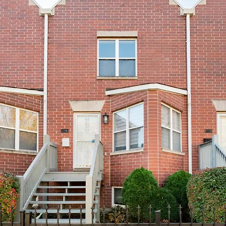 Modern Townhouse With Contemporary African Art Chicago