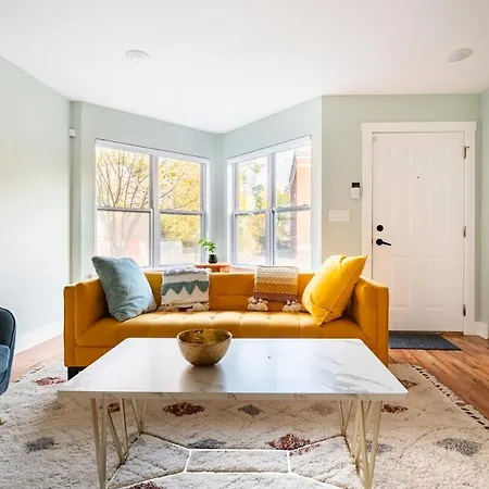 Modern Townhouse With Contemporary African Art