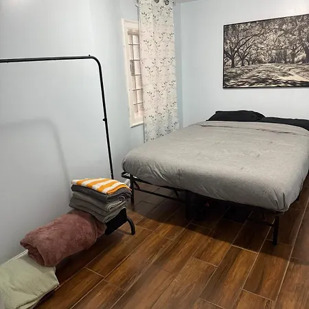 & Comfy 2 Bedroom I West Loop I Free Parking O Apartment Chicago