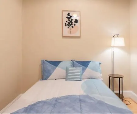 Apartment Stylish 3br Near Wrigley Field & Lincoln Park Chicago