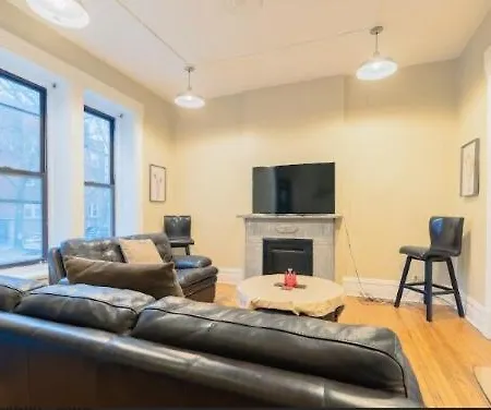 Apartment Stylish 3br Near Wrigley Field & Lincoln Park Chicago