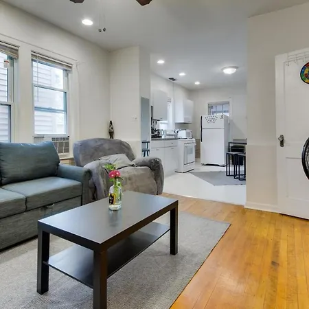 Lovely 2 Bedroom With Direct Porch Access Chicago