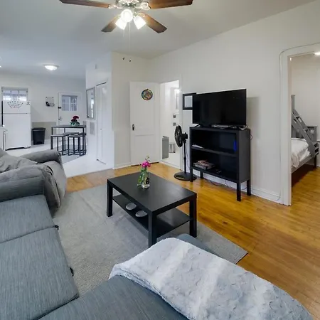 Lovely 2 Bedroom With Direct Porch Access