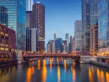 Pristine Lakeview Boystown Wrigley Haven Chicago