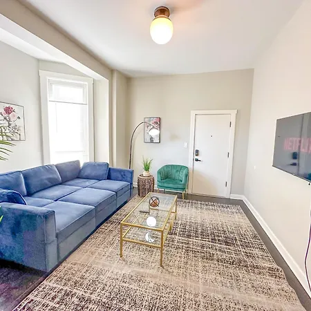 Apartment The Secret West Loop Oasis For Up To 4 Guests *